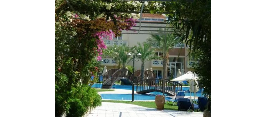 Selini Suites 4*-4