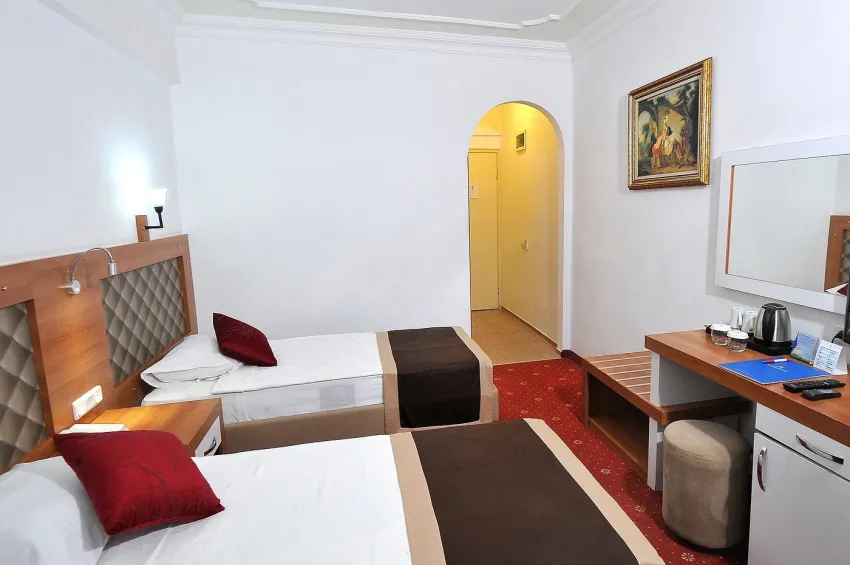 Ramira Beach Hotel 4*-10