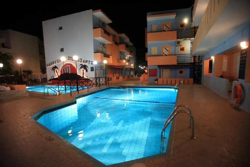 Happy Days Studios 3*-1