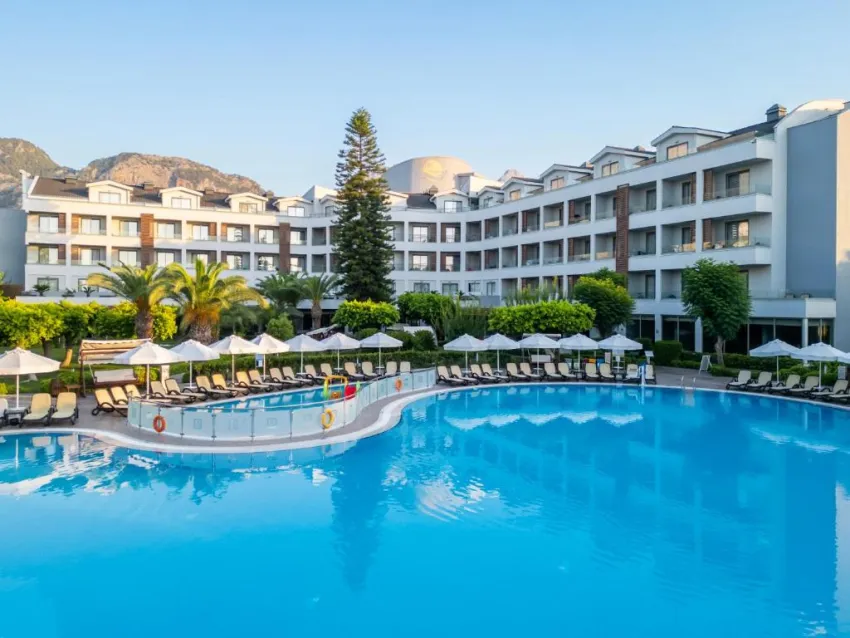 FAME RESIDENCE GOYNUK  4*-55