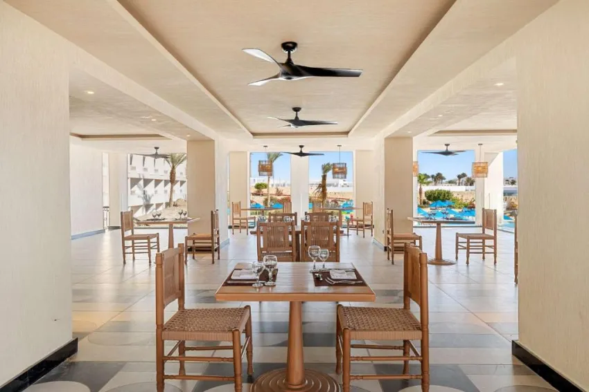 DOUBLETREE BY HILTON SHARM BAY RESORT BEACH SIDE  4*-26