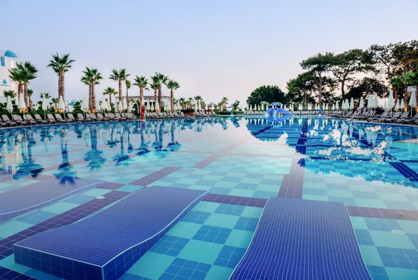 Rubi Platinum Resort & Spa 5*-6