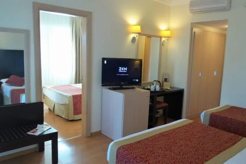 VIKING GARDEN HOTEL & SPA  4*-3