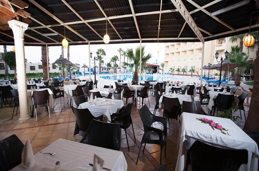 HOUDA YASMINE HAMMAMET  4*-11