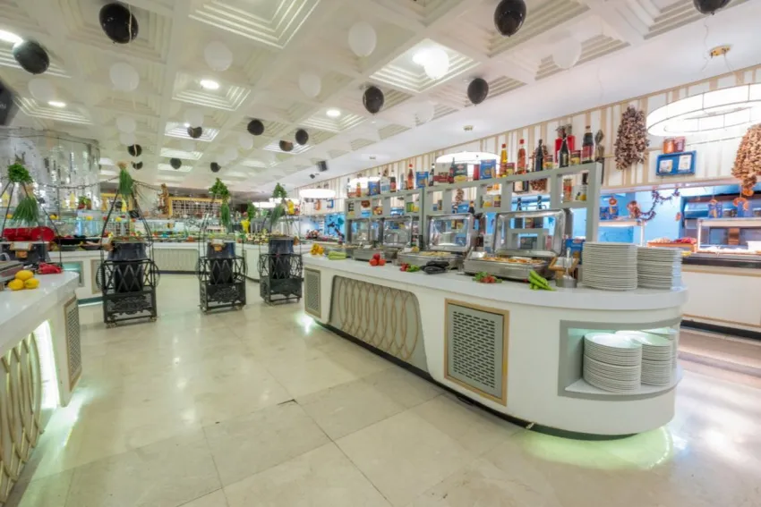 Side Crown Palace 5*-19