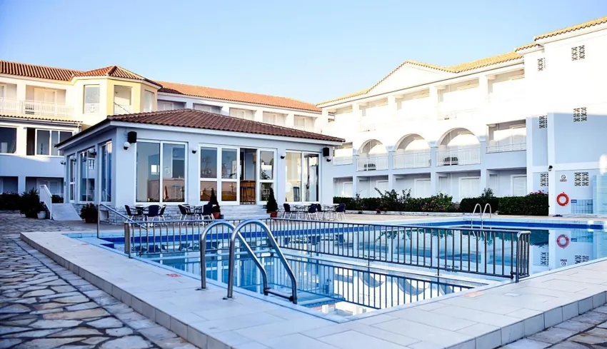 Meridien Beach Hotel 3*-8