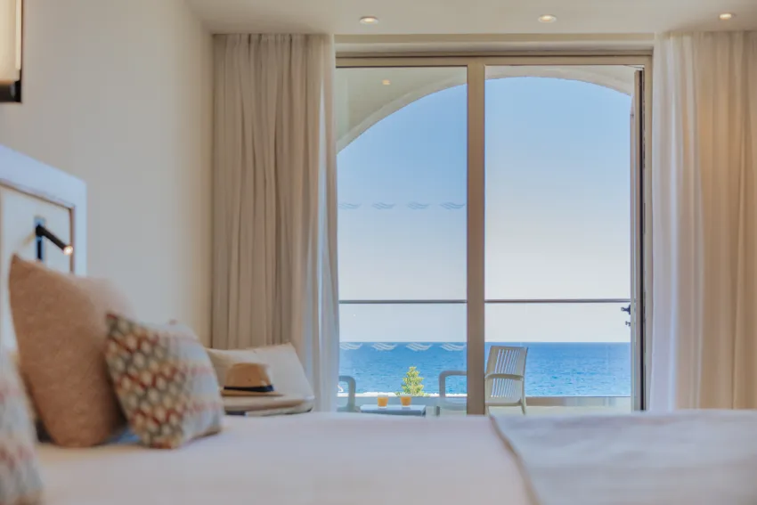 Golden Coast Beach Hotel 4*-11