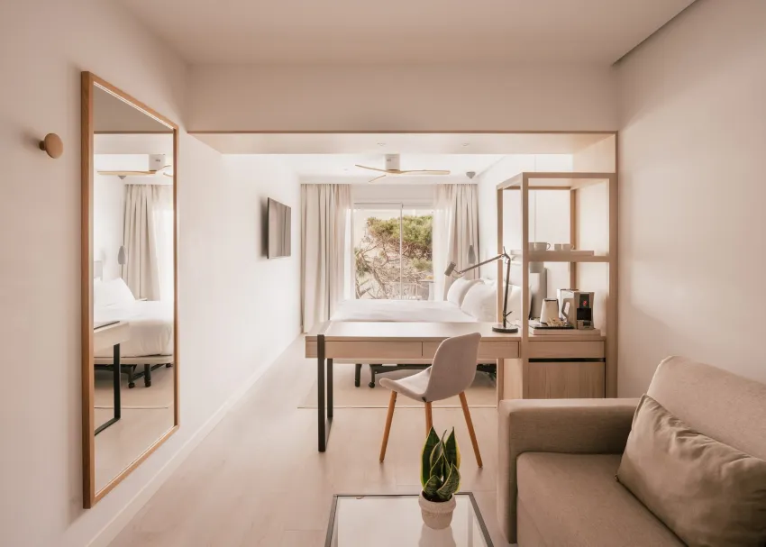 MiM Mallorca Melia Collection 4*-25