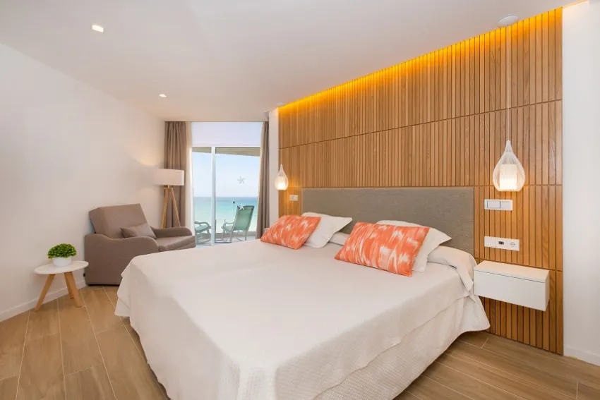 Iberostar Waves Playa de Muro 4*-4