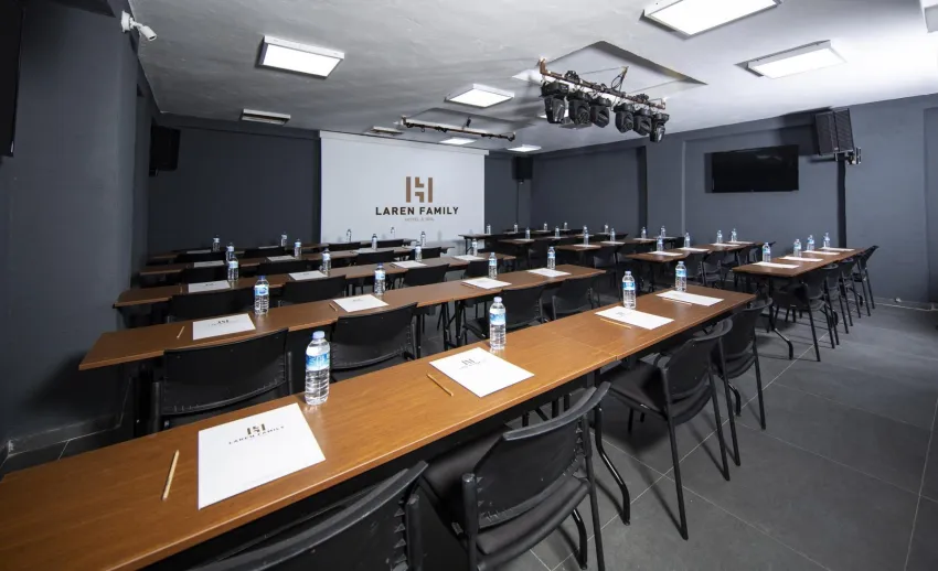 Laren Family Hotel 3*-4