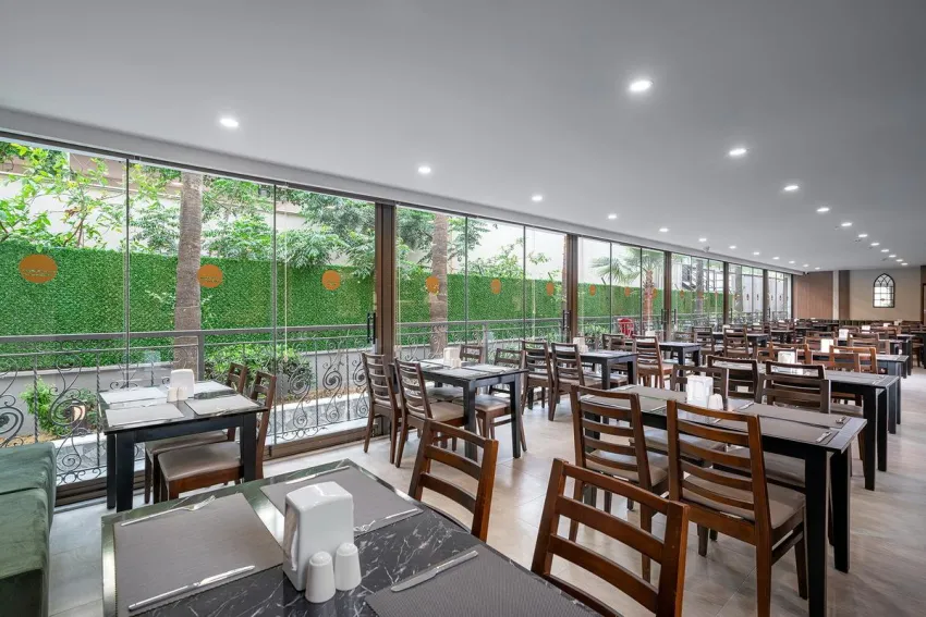 Sun Heaven Queen 4*-10