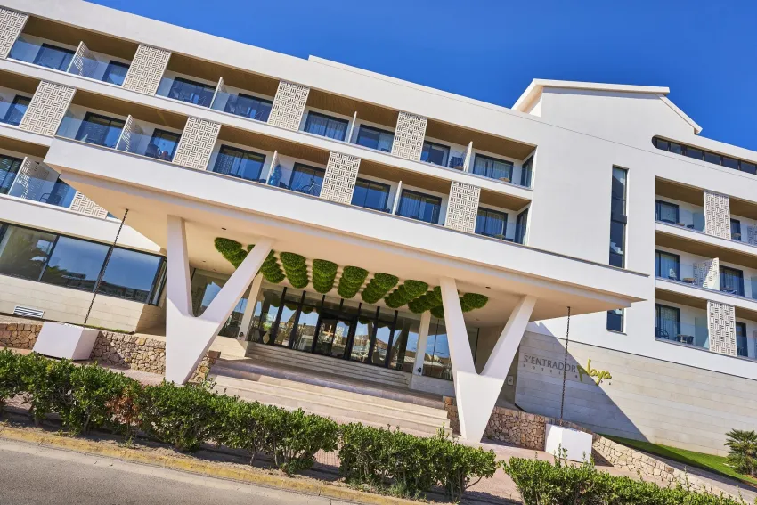 S'Entrador Playa Hotel & Spa 4*-4
