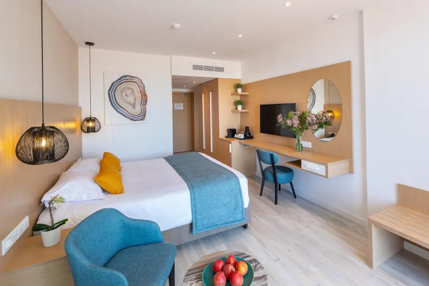 Leonardo Crystal Cove Hotel And Spa By The Sea 4*-24