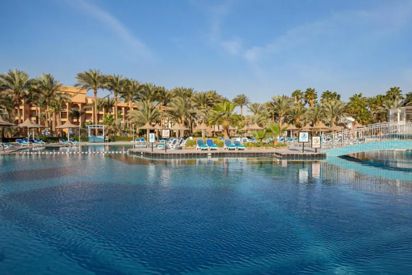 GIFTUN AZUR RESORT  3*-7