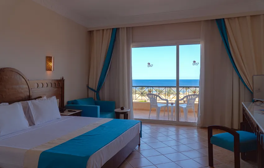 Utopia Beach Club 4*-28