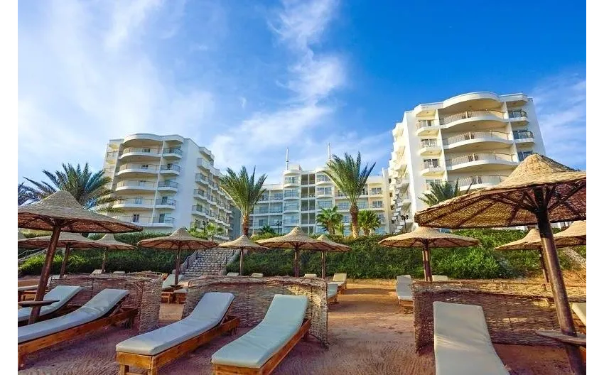 ROYAL STAR BEACH RESORT  4*-2