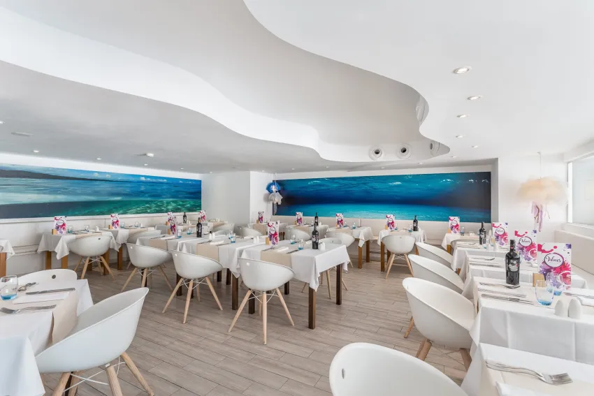 Fergus Cala Blanca Suites 4*-17