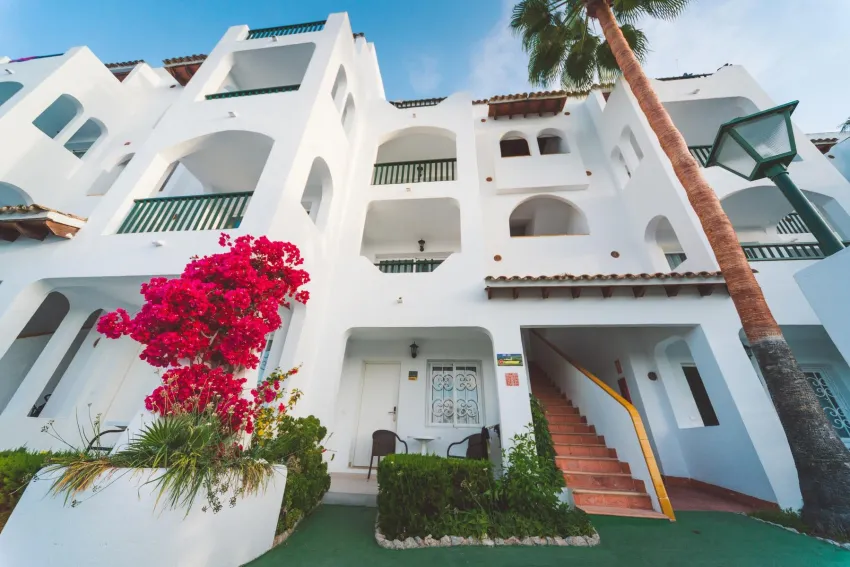 Holiday Center Apart 3*-5