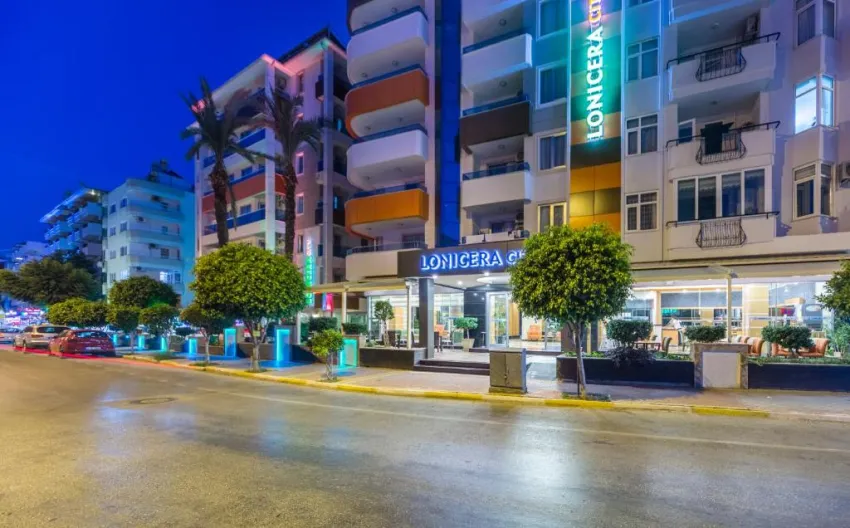 LONICERA CITY KLEOPATRA  3*-10