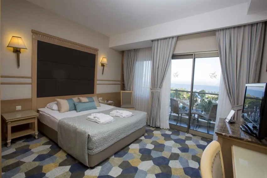 FAME RESIDENCE LARA & SPA HOTEL  5*-6