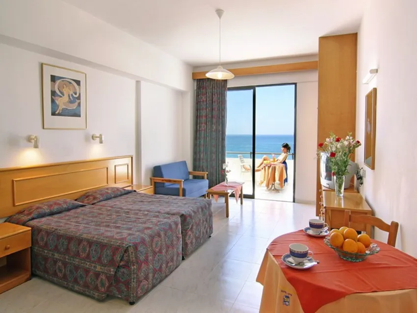Corallia Beach Apartments 3*-9