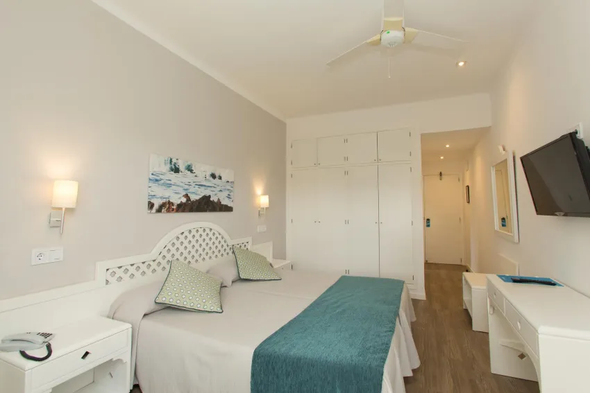 Pinos Playa Hotel 3*-21