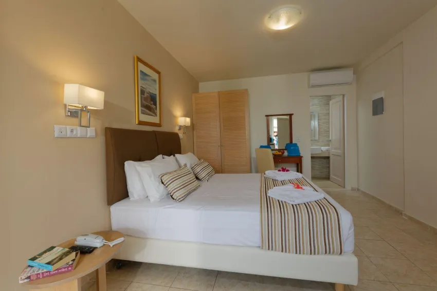 Philoxenia Hotel and Apartments 3*-7