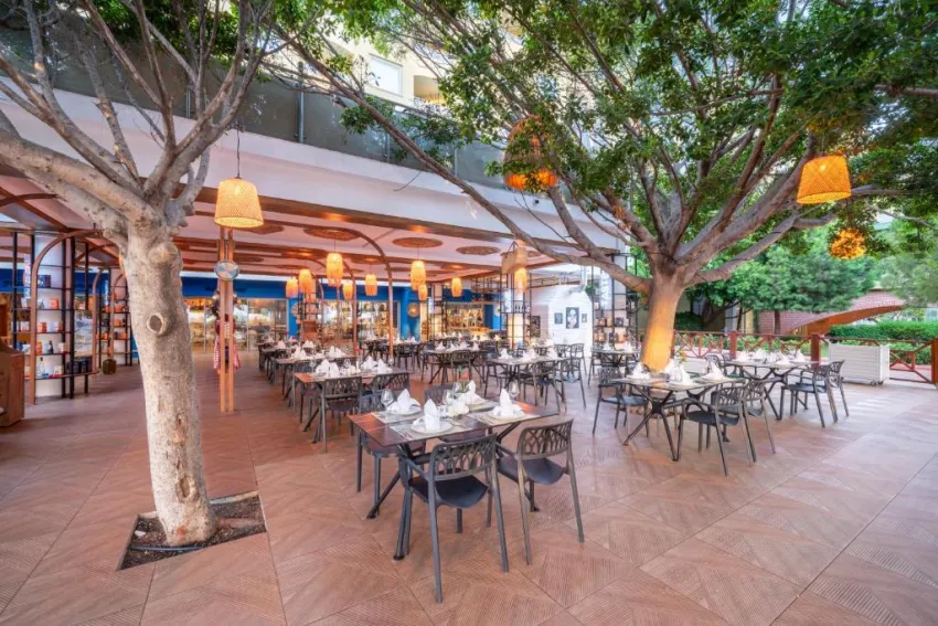 SELECTUM FAMILY RESORT SIDE  5*-87