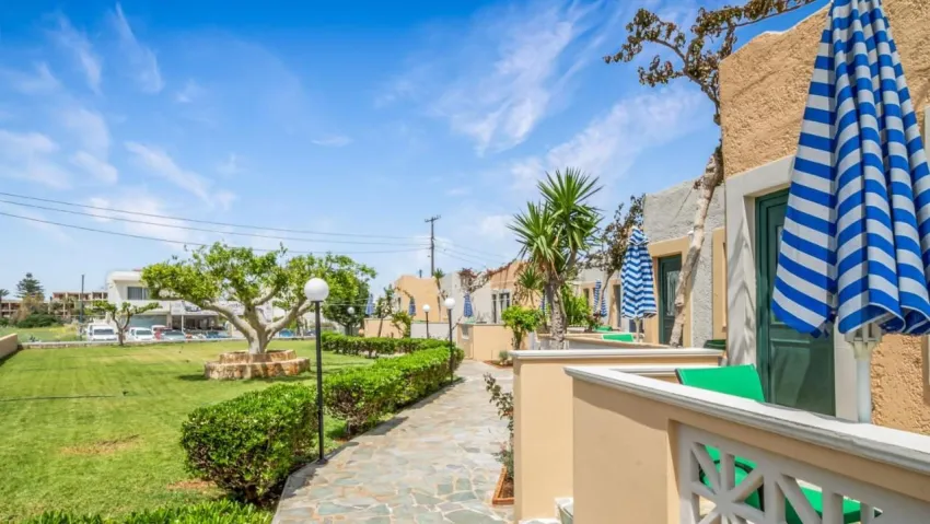 Golden Bay Aparthotel 3*-9