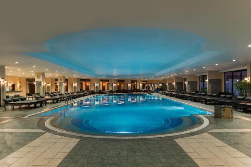 DELPHIN PALACE  5*-12