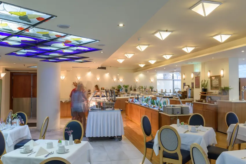 Aquila Porto Rethymno 5*-10