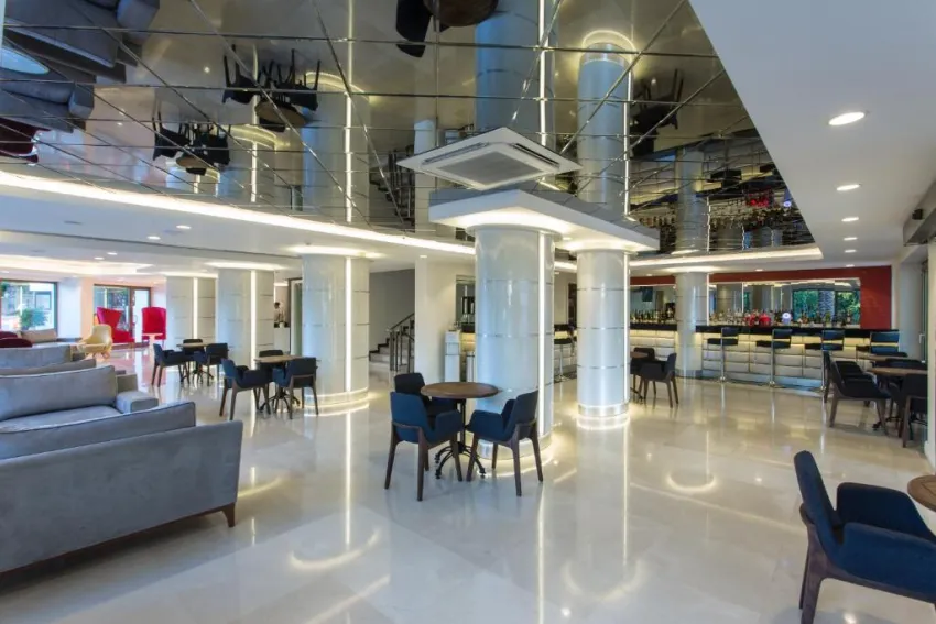 CLUB FALCON HOTEL  4*-3