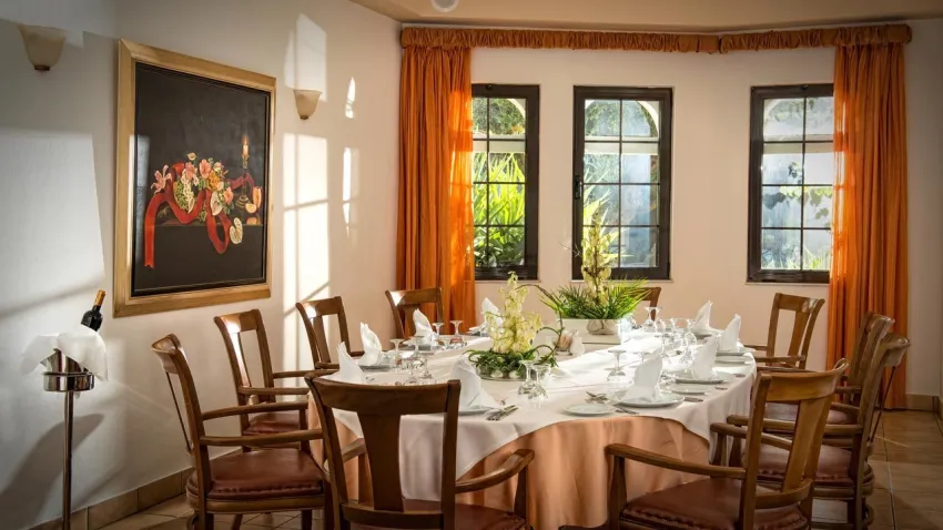 Hersonissos Maris 4*-5