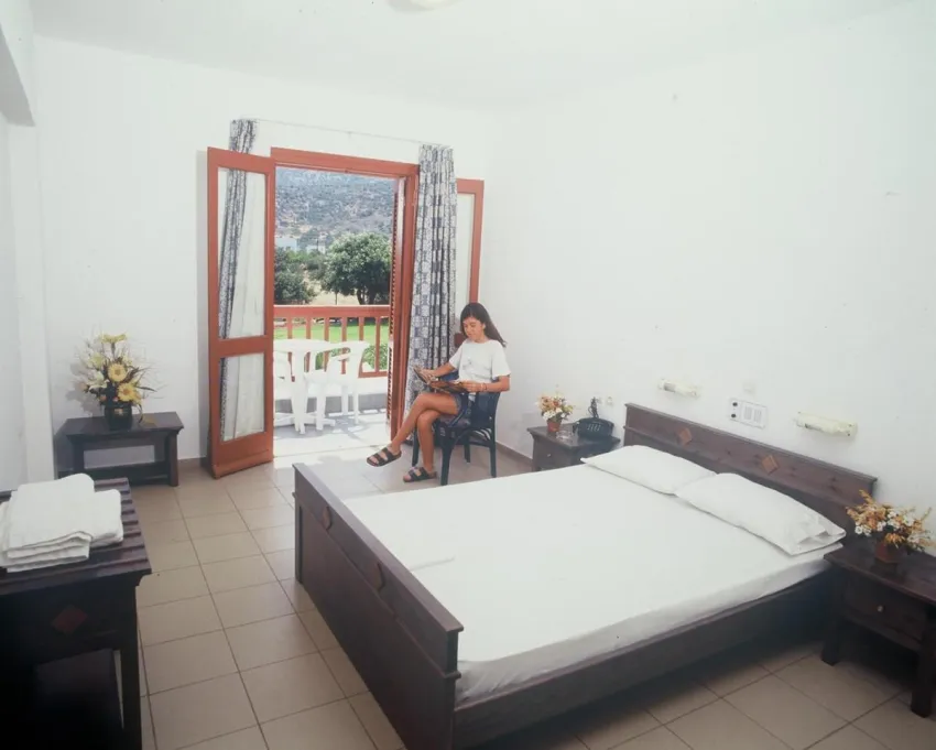 Paloma Garden and Corina Hotel 3*-6