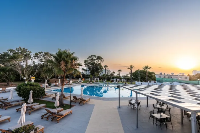Adelais Bay 3* - Protaras - Cipru