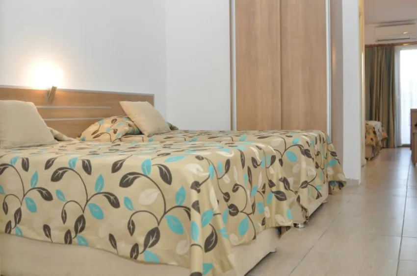 SELENIUM HOTEL  3*-5