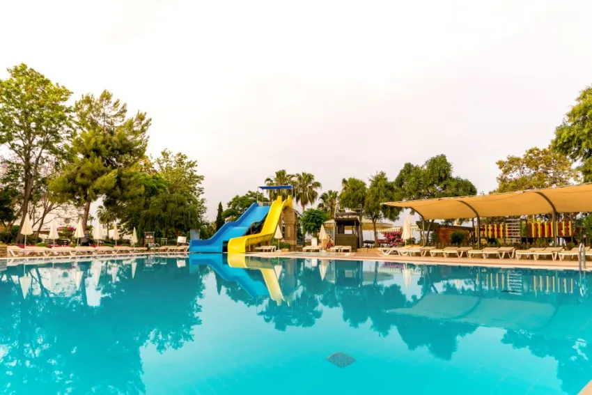 ARMAS GREEN FUGLA BEACH  4*-14