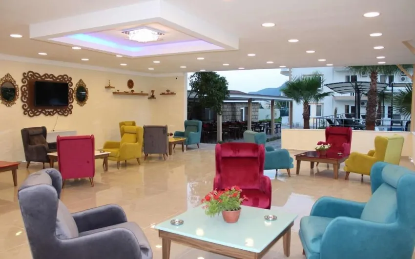 CASTLE PARK HOTEL  3*-1