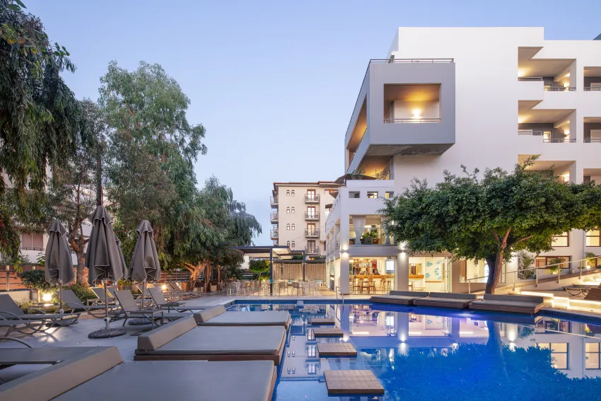 Atrium Ambiance Hotel 4*-9