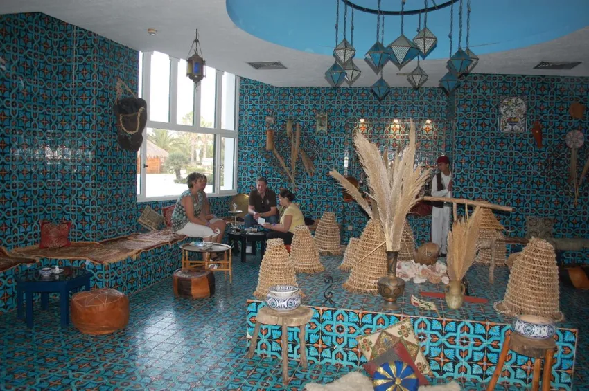 Monarque El Fatimi 4*-9