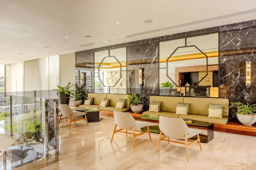 Zafiro Palace Palmanova 5*-10