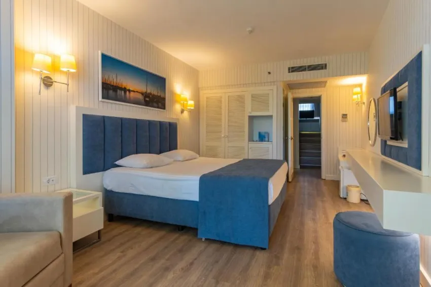 GYPSOPHILA CLUB MARINE   5*-50