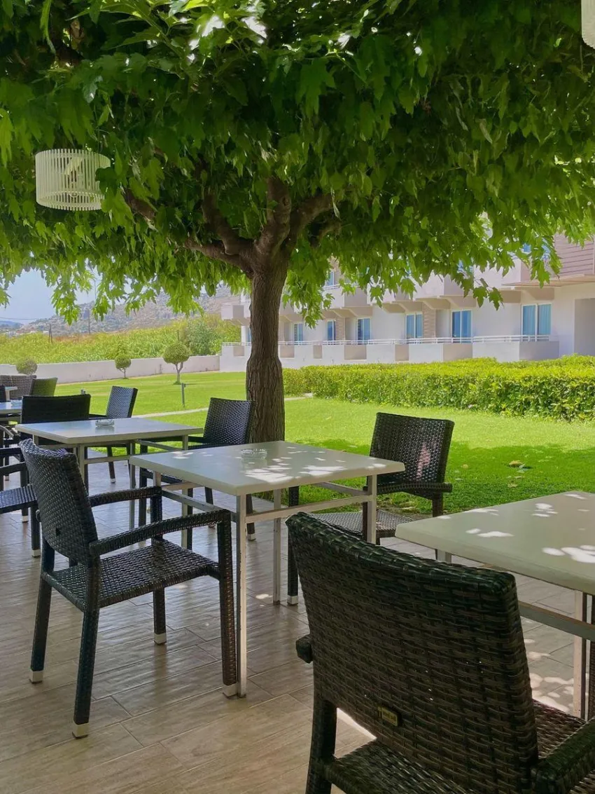 Zoes Hotel 3*-33