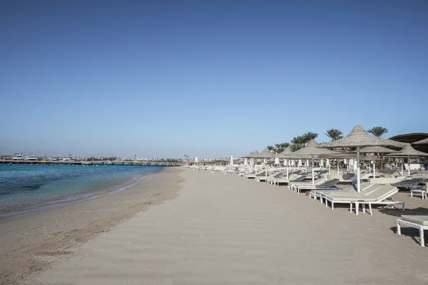 Pyramisa Sahl Hasheesh Beach Resort 5*-95