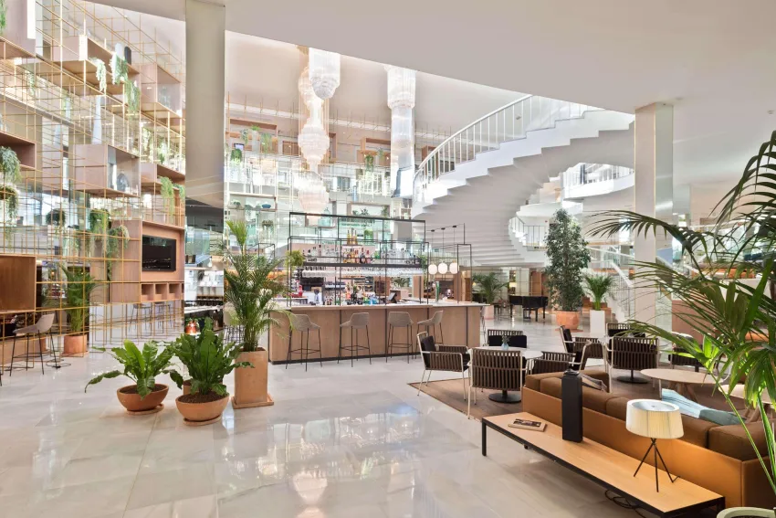 Melia Palma Marina 4*-211