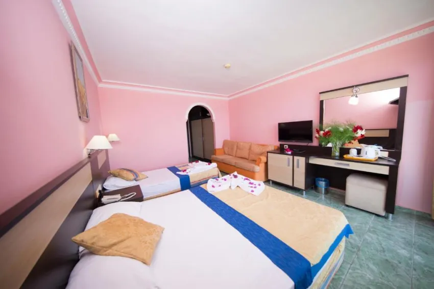 FIRST CLASS HOTEL  5*-21