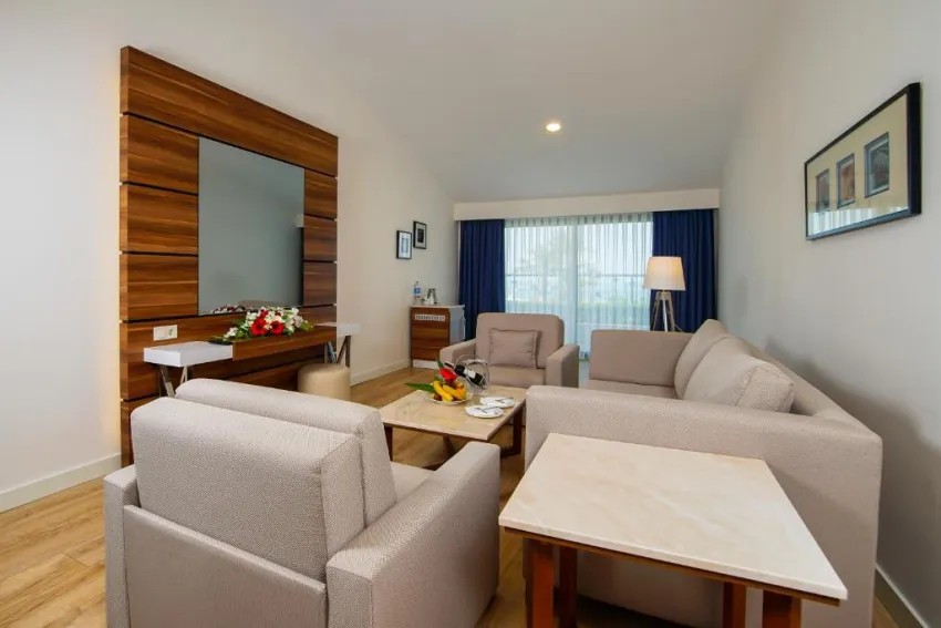 LIMAK ATLANTIS DELUXE HOTEL & RESORT  5*-9