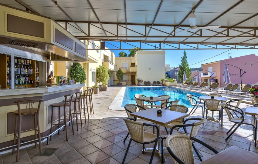 Veronica Apartments 3*-6