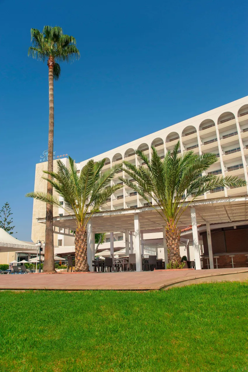 Ajax Hotel 4*-6