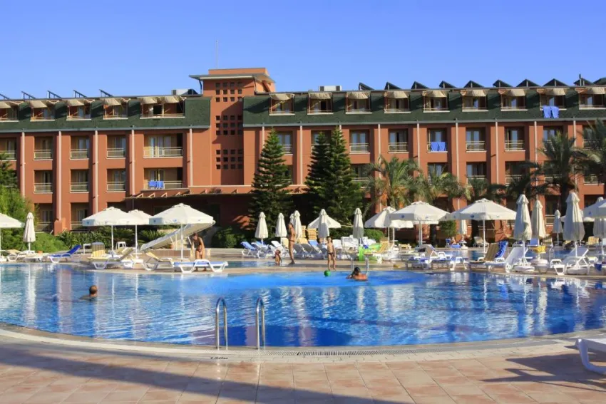 AQI PEGASOS CLUB  4*-2